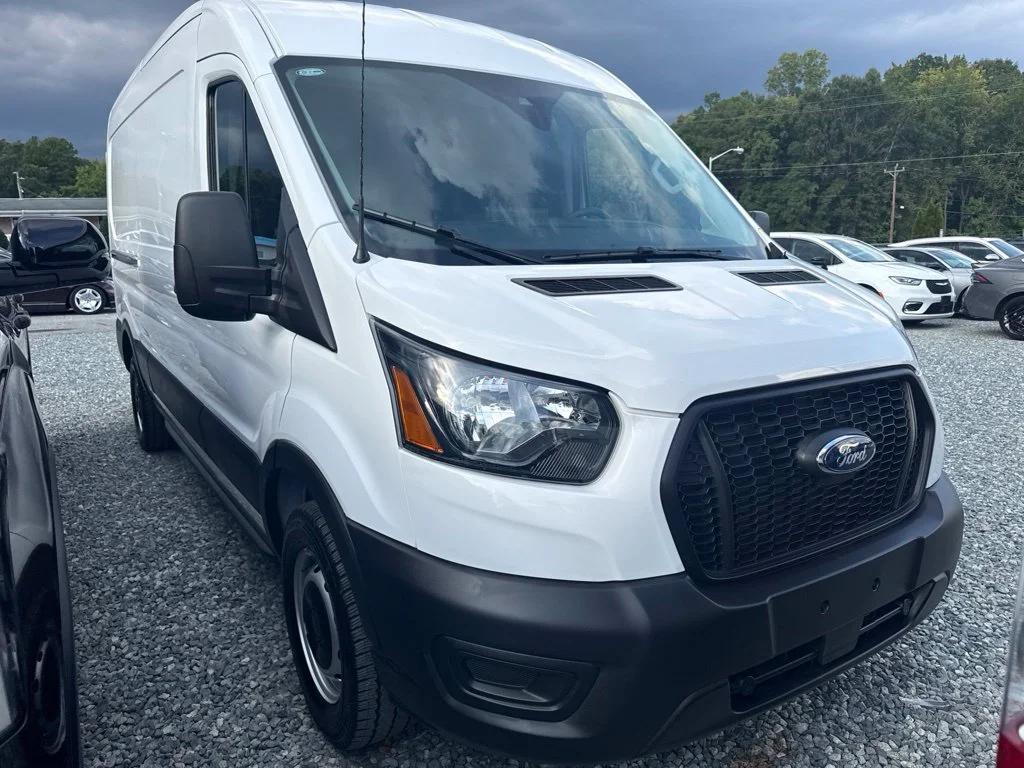 ford transit van 2025 1FTBR1C89SKB01969 image ford transit van 2025 1FTBR1C89SKB01969 image